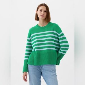 GAP 24/7 Split-Hem Stripe Sweater Size Small